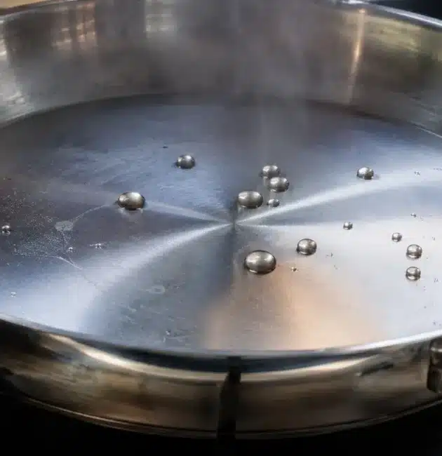 Poêle en inox